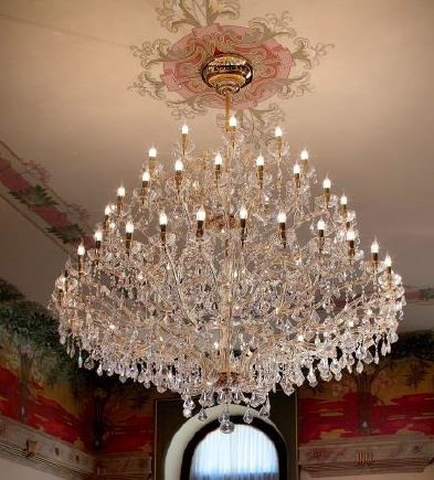 L1025.060 Chandeliers Classic