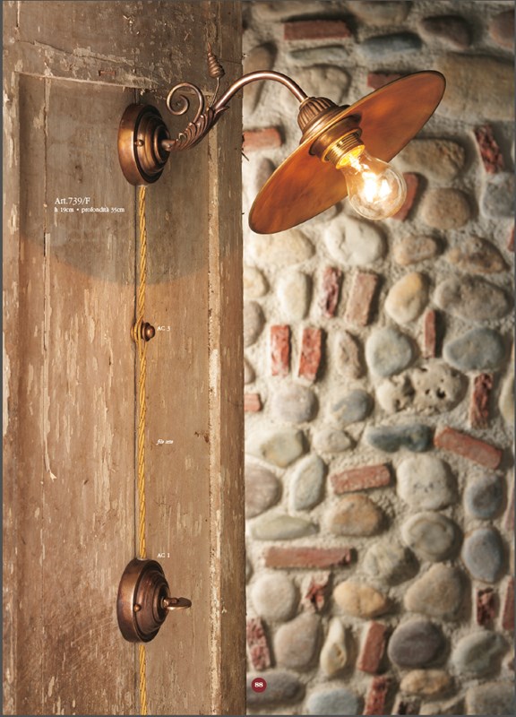 739/F Wall Lamps Rustic